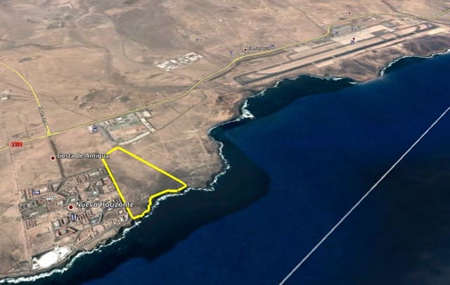 Rakentamaton maa myytävänä paikassa Caleta de Fuste, Antigua - 1 428 361 € (Ref: 3835446)