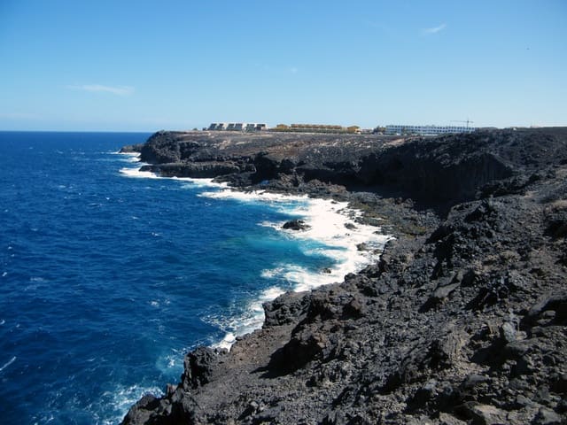 Rakentamaton maa myytävänä paikassa Caleta de Fuste, Antigua - 1 428 361 € (Ref: 3835446)