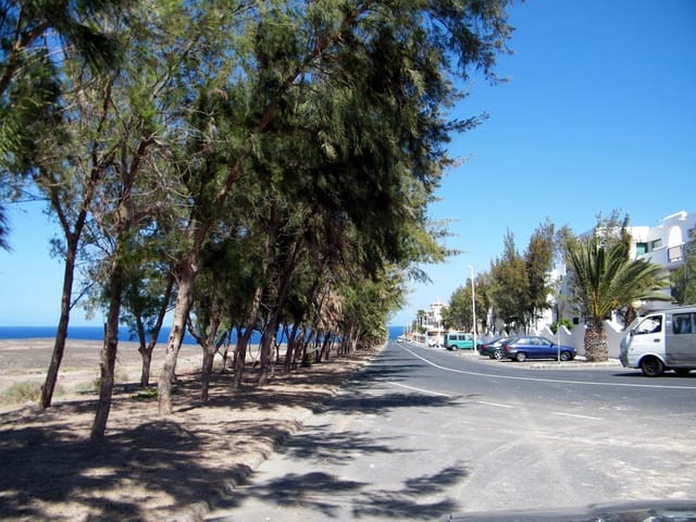 Rakentamaton maa myytävänä paikassa Caleta de Fuste, Antigua - 1 428 361 € (Ref: 3835446)