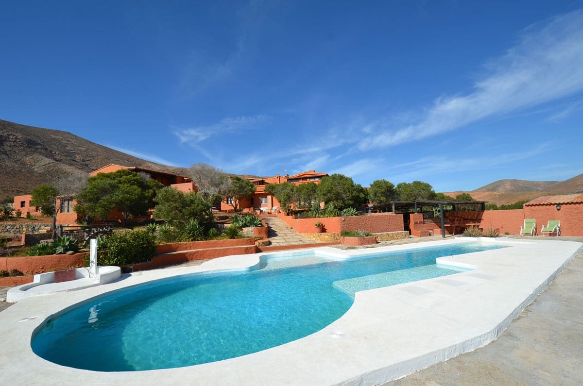 16 soveværelse Finca/Landehus til salg i Betancuria med swimmingpool garage - € 2.950.000 (Ref: 3835453)