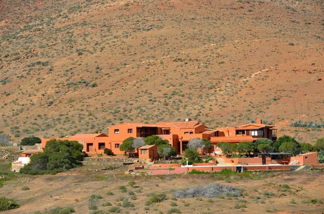 16 bedroom Finca/Country House for sale in Betancuria with pool garage - € 2,950,000 (Ref: 3835453)