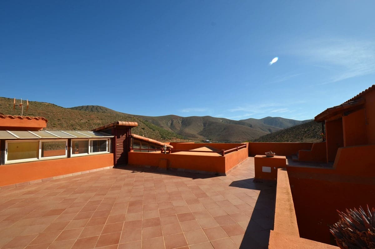 16 soveværelse Finca/Landehus til salg i Betancuria med swimmingpool garage - € 2.950.000 (Ref: 3835453)