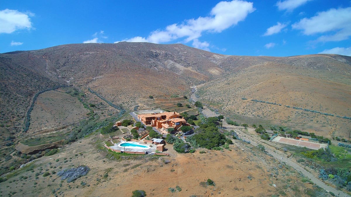 16 soveværelse Finca/Landehus til salg i Betancuria med swimmingpool garage - € 2.950.000 (Ref: 3835453)