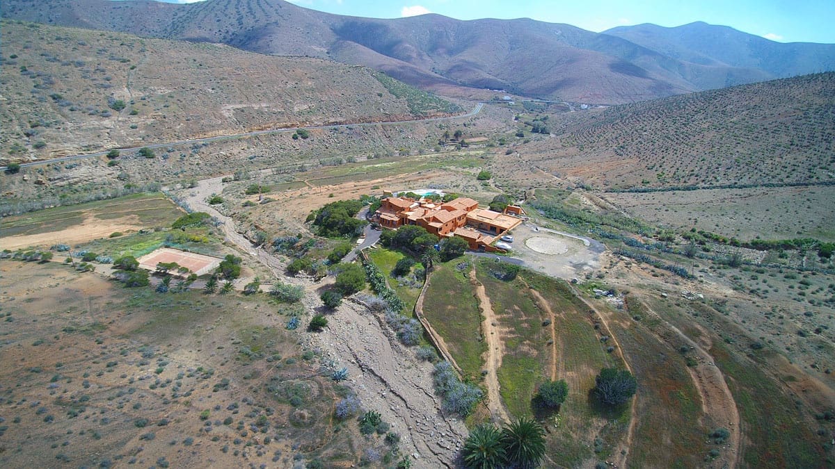 16 soveværelse Finca/Landehus til salg i Betancuria med swimmingpool garage - € 2.950.000 (Ref: 3835453)