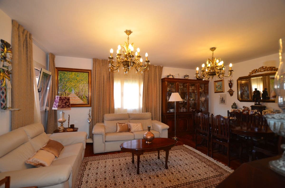 6 soveværelse Villa til salg i Puerto del Rosario med swimmingpool garage - € 590.000 (Ref: 5899498)