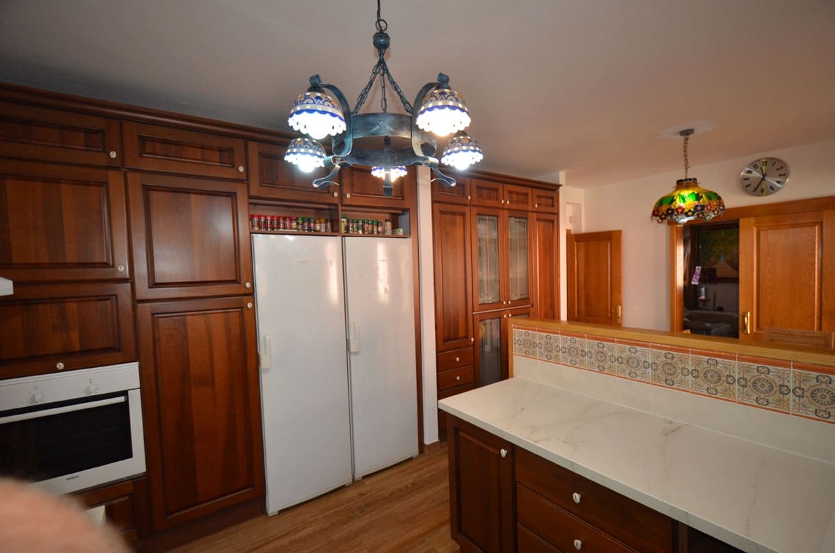 6 soveværelse Villa til salg i Puerto del Rosario med swimmingpool garage - € 590.000 (Ref: 5899498)