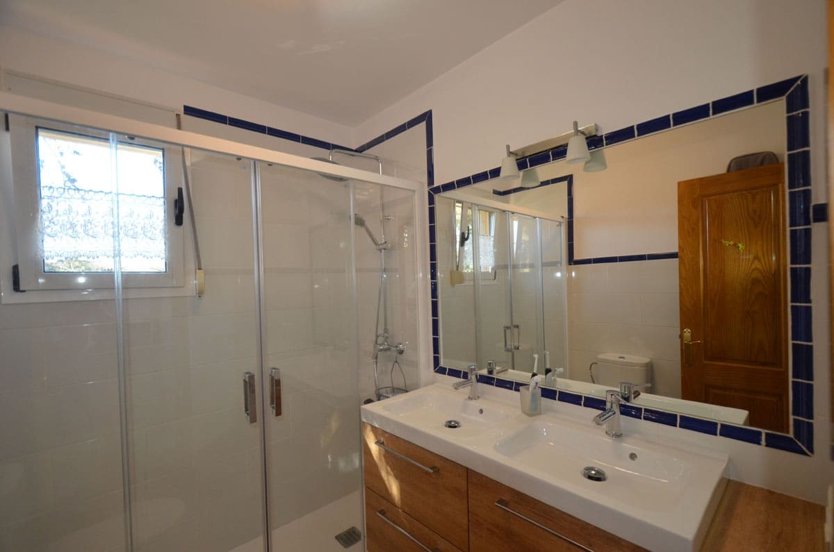 6 soveværelse Villa til salg i Puerto del Rosario med swimmingpool garage - € 590.000 (Ref: 5899498)