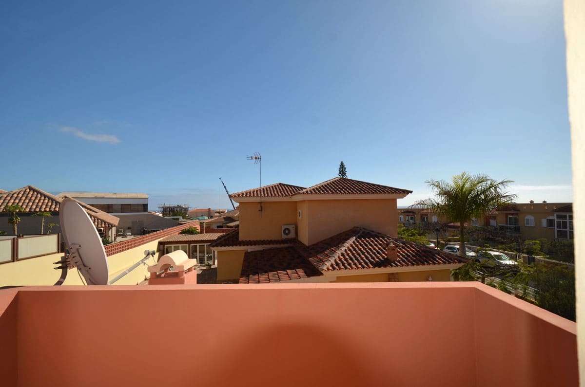 6 soveværelse Villa til salg i Puerto del Rosario med swimmingpool garage - € 590.000 (Ref: 5899498)