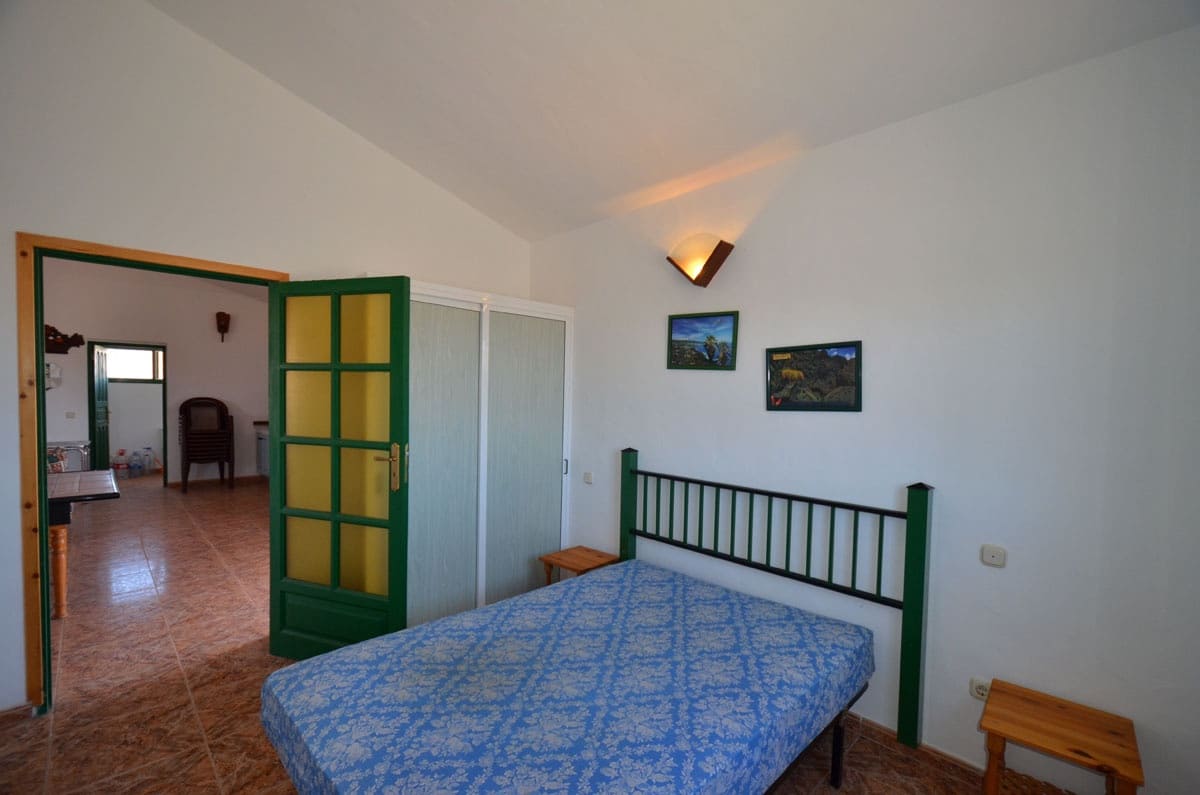 6 soveværelse Finca/Landehus til salg i Gran Tarajal med garage - € 950.000 (Ref: 6977656)