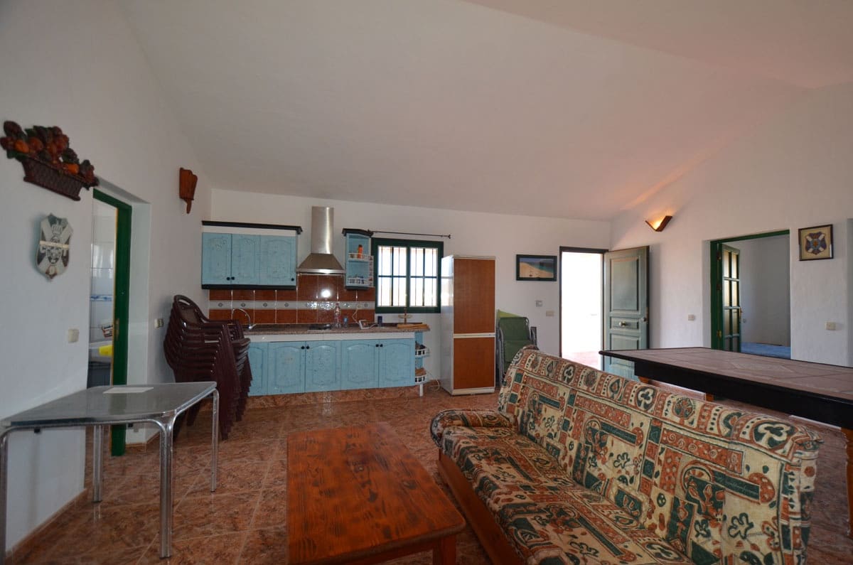 6 soveværelse Finca/Landehus til salg i Gran Tarajal med garage - € 950.000 (Ref: 6977656)