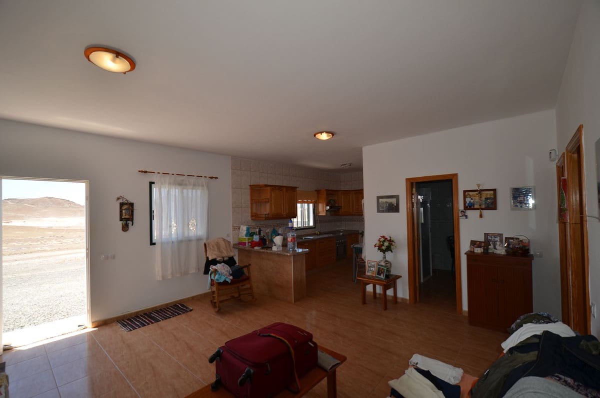 6 soveværelse Finca/Landehus til salg i Gran Tarajal med garage - € 950.000 (Ref: 6977656)