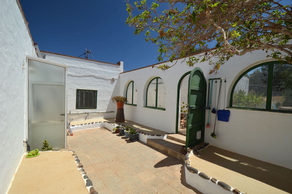 2 soveværelse Finca/Landehus til salg i Los Estancos med garage - € 360.000 (Ref: 7654772)