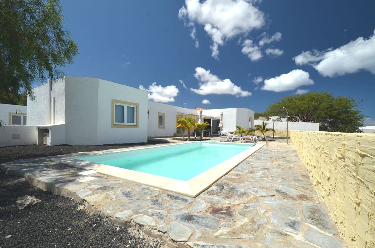 6 soveværelse Villa til salg i Parque Holandes med swimmingpool garage - € 895.000 (Ref: 7659232)