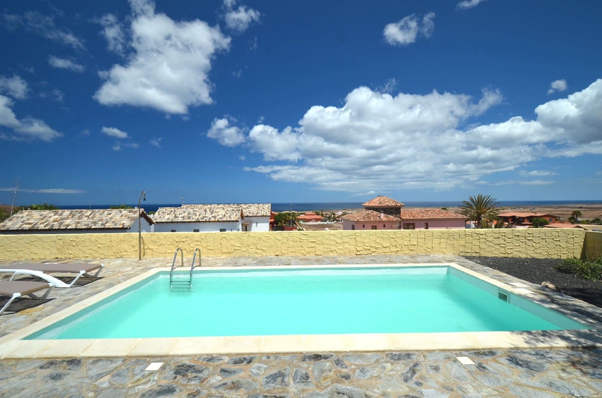 6 soveværelse Villa til salg i Parque Holandes med swimmingpool garage - € 895.000 (Ref: 7659232)