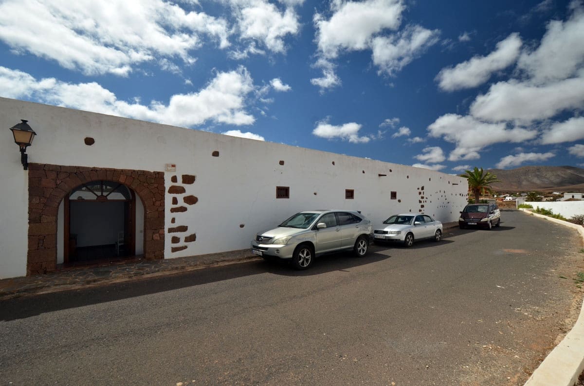 5 soveværelse Finca/Landehus til salg i Tetir med swimmingpool garage - € 1.260.000 (Ref: 7819515)