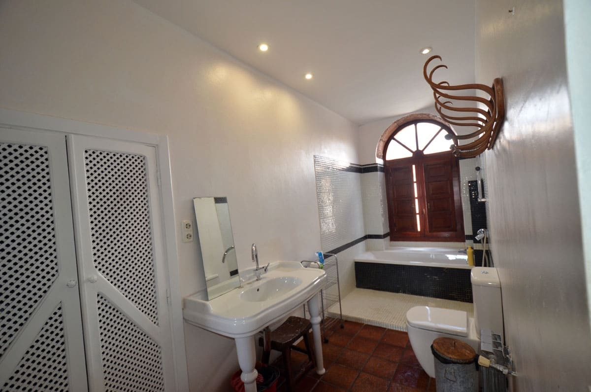 5 soveværelse Finca/Landehus til salg i Tetir med swimmingpool garage - € 1.260.000 (Ref: 7819515)