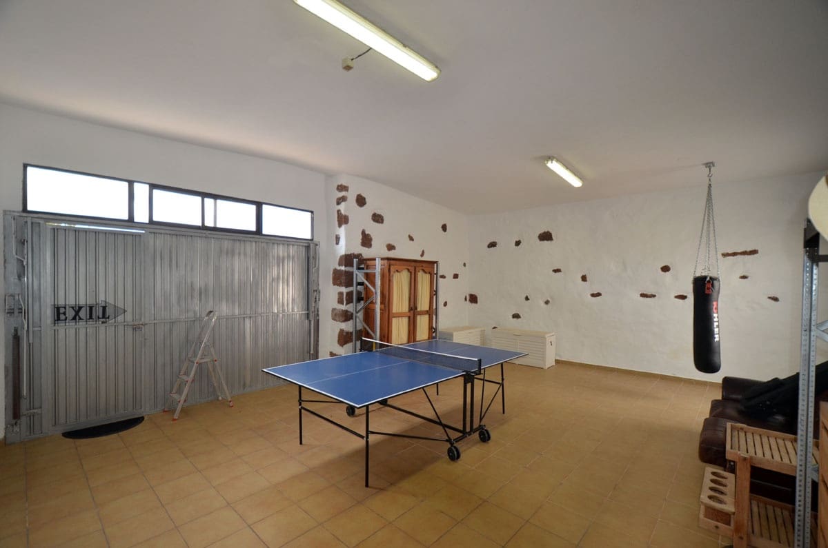 5 soveværelse Finca/Landehus til salg i Tetir med swimmingpool garage - € 1.260.000 (Ref: 7819515)