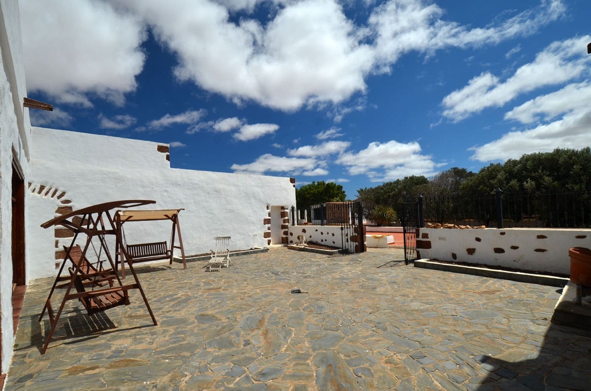 5 soveværelse Finca/Landehus til salg i Tetir med swimmingpool garage - € 1.260.000 (Ref: 7819515)