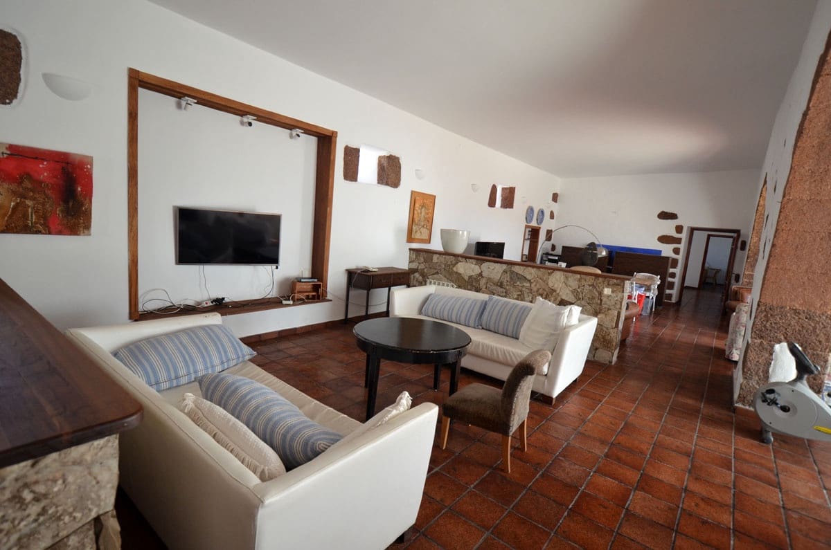 5 soveværelse Finca/Landehus til salg i Tetir med swimmingpool garage - € 1.260.000 (Ref: 7819515)