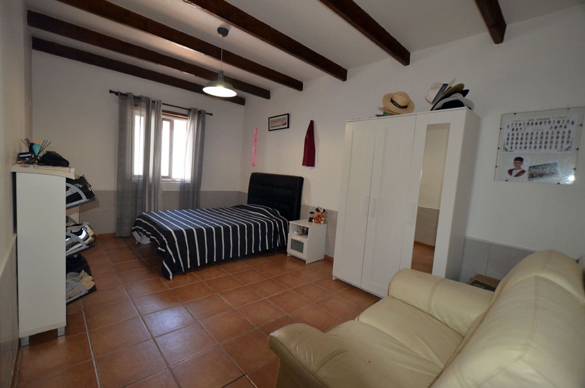 9 soveværelse Finca/Landehus til salg i Tuineje med swimmingpool garage - € 750.000 (Ref: 8456602)