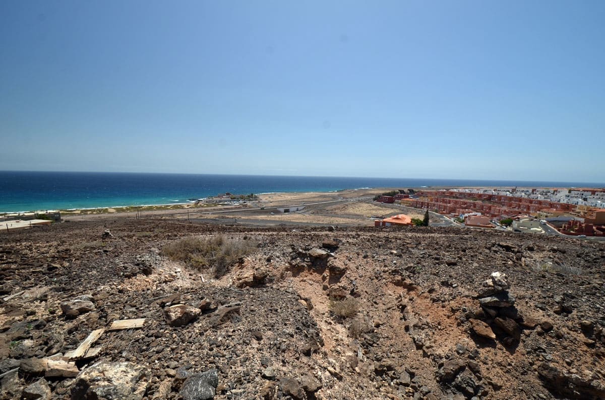 Ubebygd land til salgs i Puerto del Rosario - € 120 000 (Ref: 8457475)