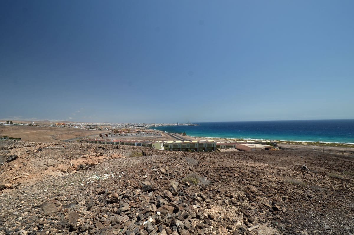 Ubebygd land til salgs i Puerto del Rosario - € 120 000 (Ref: 8457475)