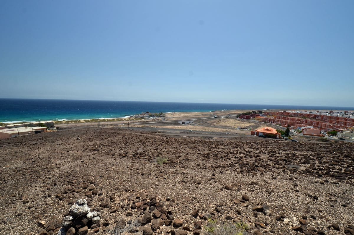 Ubebygd land til salgs i Puerto del Rosario - € 120 000 (Ref: 8457475)