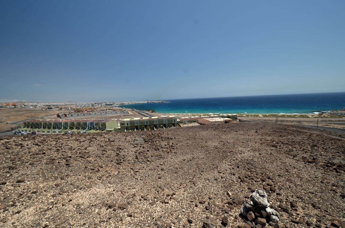 Ubebygd land til salgs i Puerto del Rosario - € 120 000 (Ref: 8457475)