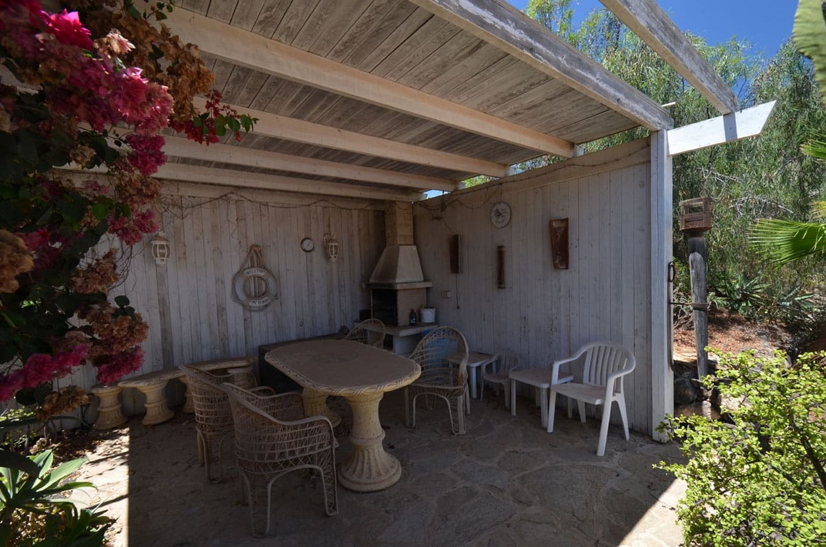 6 soveværelse Byhus til salg i Parque Holandes med garage - € 595.000 (Ref: 8476460)