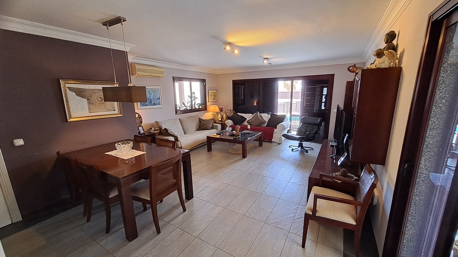 3 slaapkamer Villa te koop in Puerto del Rosario met zwembad garage - € 800.000 (Ref: 9190800)