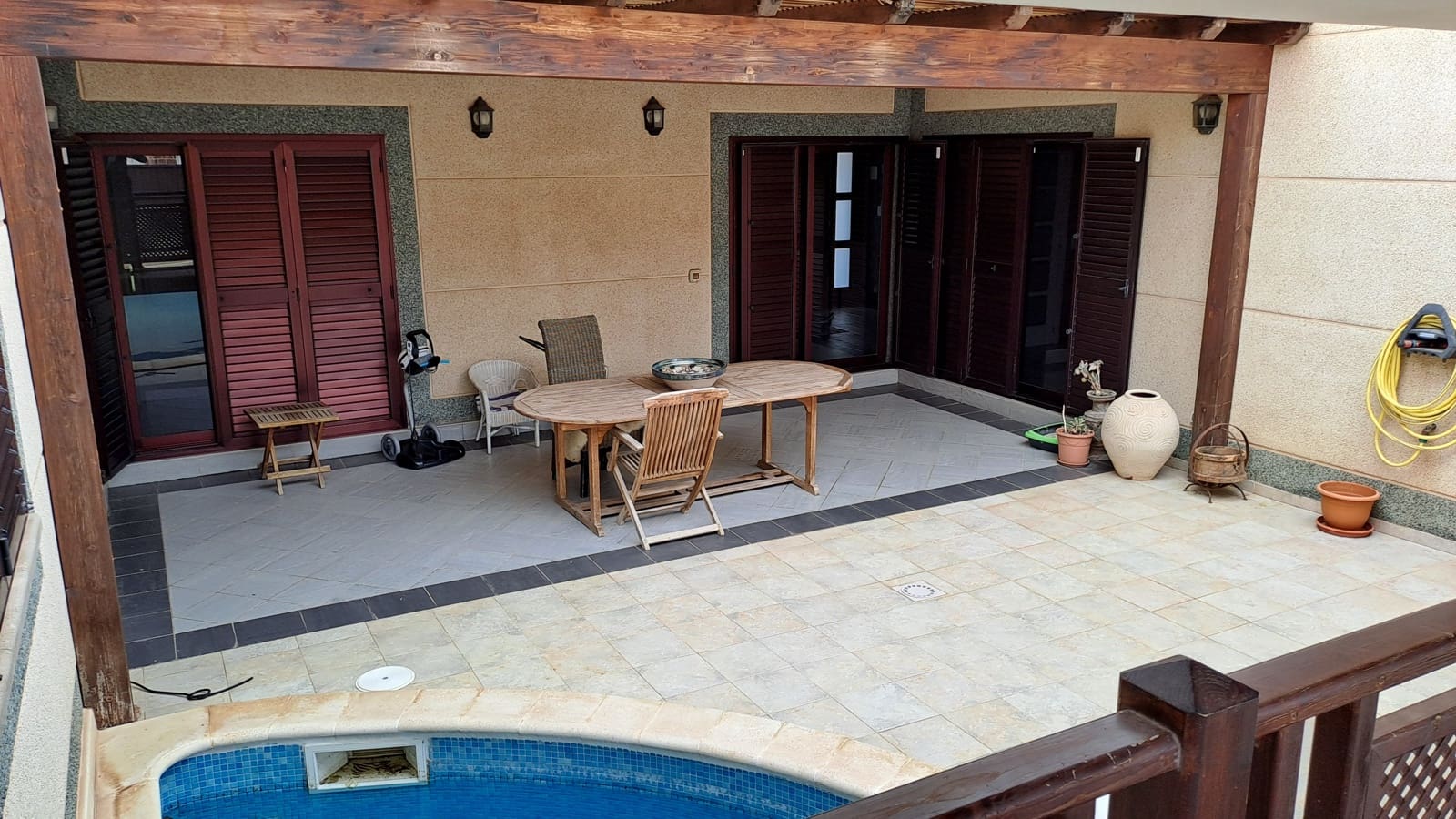3 slaapkamer Villa te koop in Puerto del Rosario met zwembad garage - € 800.000 (Ref: 9190800)