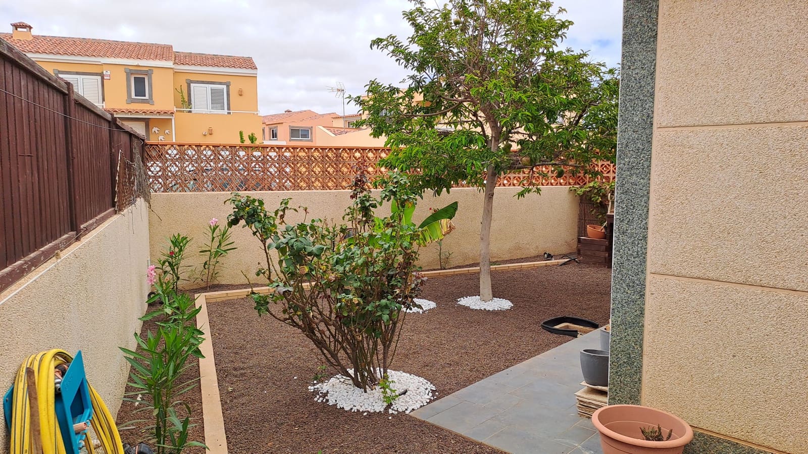 3 slaapkamer Villa te koop in Puerto del Rosario met zwembad garage - € 800.000 (Ref: 9190800)