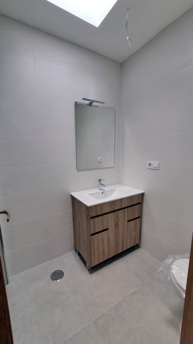 3 slaapkamer Huis te koop in El Matorral met garage - € 250.000 (Ref: 9208582)