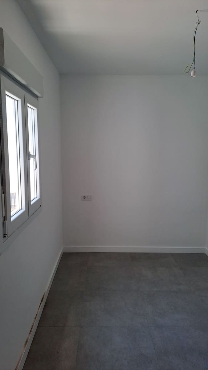 3 slaapkamer Huis te koop in El Matorral met garage - € 250.000 (Ref: 9208582)