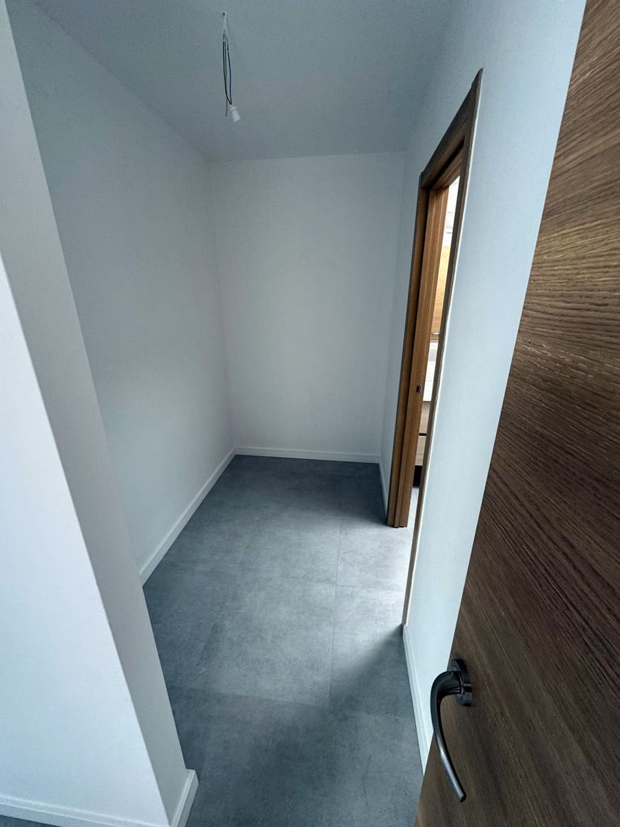 3 slaapkamer Huis te koop in El Matorral met garage - € 250.000 (Ref: 9208582)