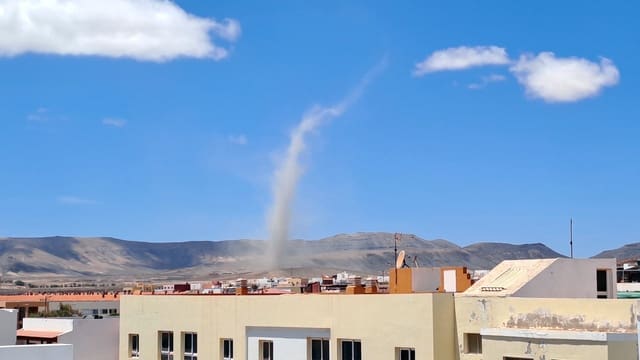 3 chambre Maison de Ville à vendre à El Matorral, Puerto del Rosario avec garage - 250 000 € (Ref: 9208582)