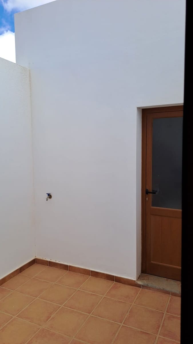 3 slaapkamer Finca/Landhuis te koop in Antigua met zwembad garage - € 360.000 (Ref: 9577325)