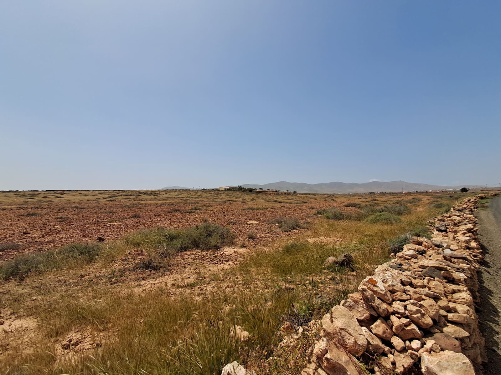 Undeveloped Land for sale in Antigua - € 85,000 (Ref: 9818635)