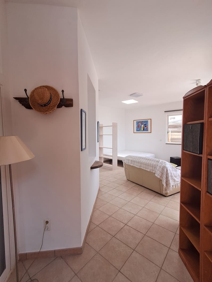 Studio de 1 chambre à louer à Betancuria avec garage - 646 € (Ref: 9999104)