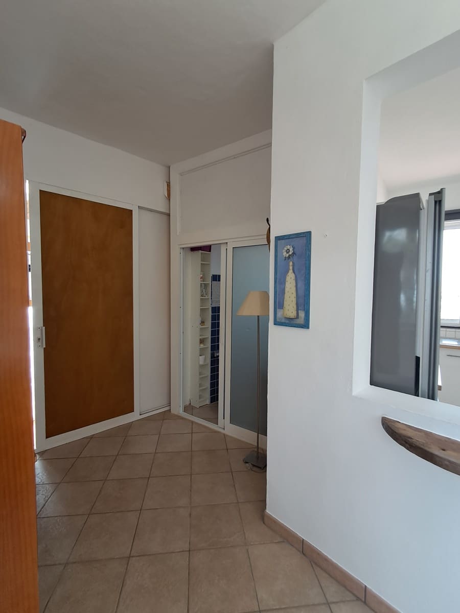 Studio de 1 chambre à louer à Betancuria avec garage - 646 € (Ref: 9999104)