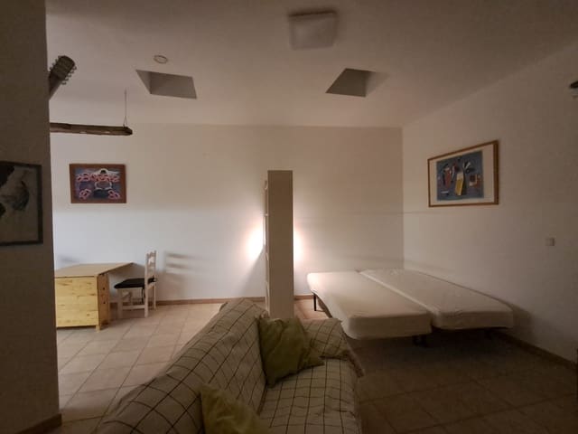 Studio de 1 chambre à louer à Betancuria avec garage - 646 € (Ref: 9999104)