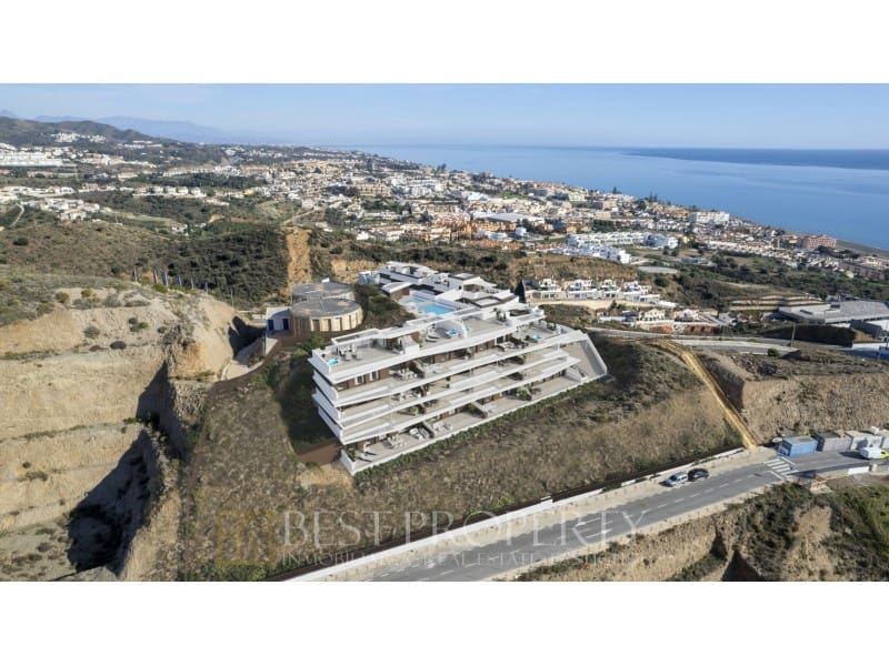 3 bedroom Penthouse for sale in Rincon de la Victoria - € 610,000 (Ref: 8378564)
