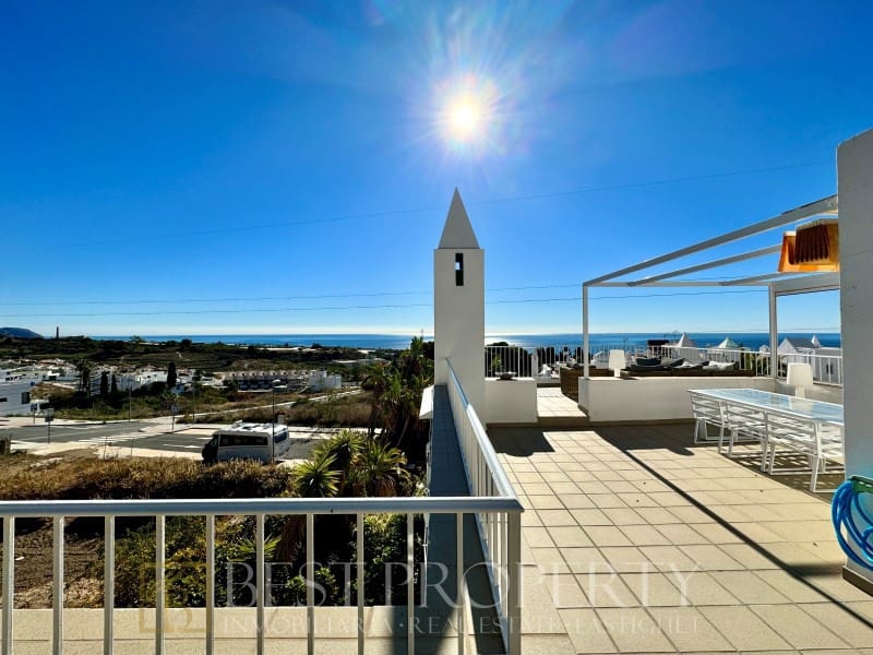 4 soverom Villa til salgs i Nerja - € 699 000 (Ref: 8378614)