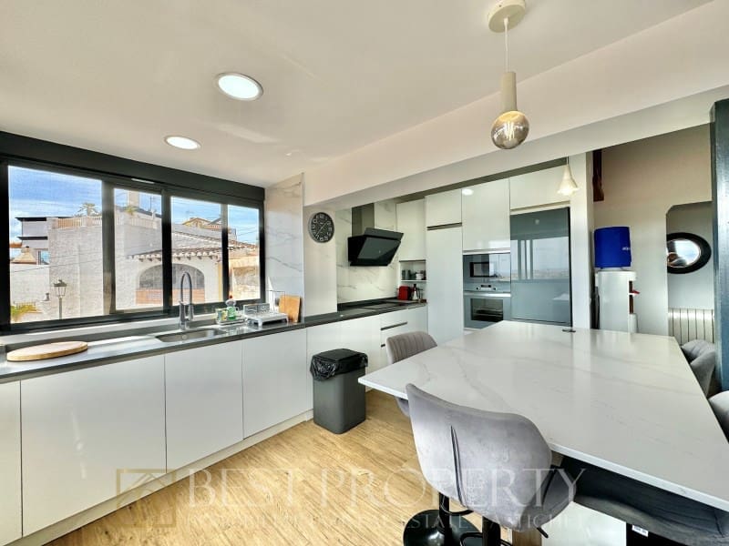 3 soverom Villa til salgs i Nerja - € 610 000 (Ref: 8534329)
