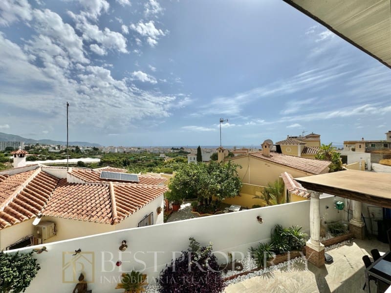 3 soverom Villa til salgs i Nerja - € 610 000 (Ref: 8534329)