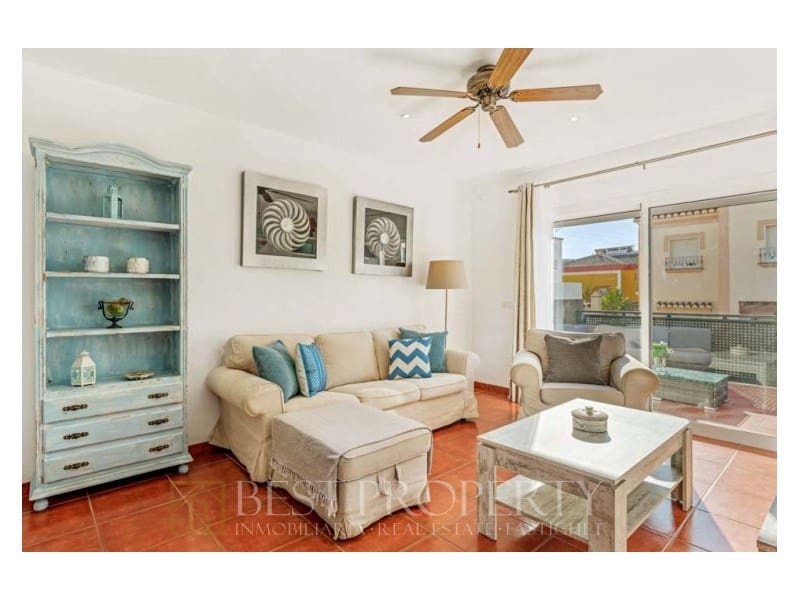 5 bedroom Villa for sale in Nerja - € 700,000 (Ref: 8539005)