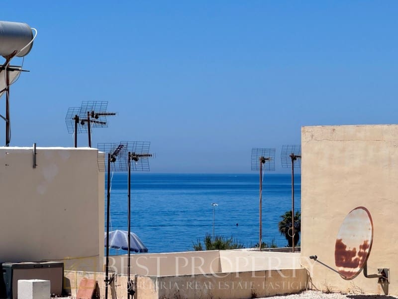 3 bedroom Townhouse for sale in Nerja with garage - € 465,000 (Ref: 9818649)