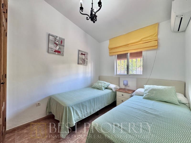 2 chambre Finca/Maison de Campagne à vendre à Frigiliana avec piscine - 365 000 € (Ref: 9818651)