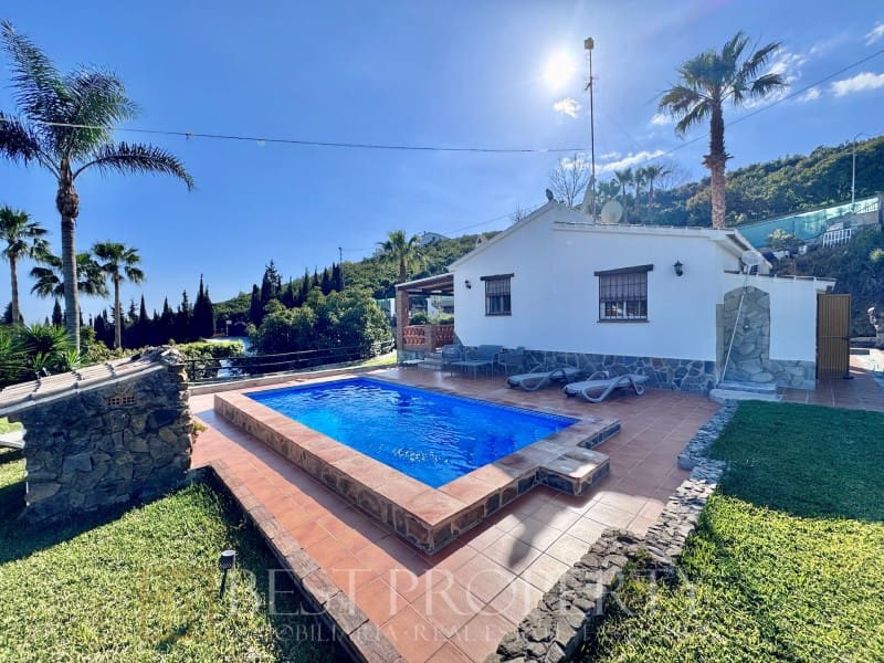 2 chambre Finca/Maison de Campagne à vendre à Frigiliana avec piscine - 365 000 € (Ref: 9818651)