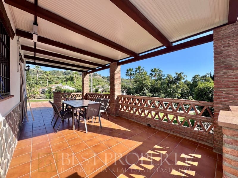 2 chambre Finca/Maison de Campagne à vendre à Frigiliana avec piscine - 365 000 € (Ref: 9818651)